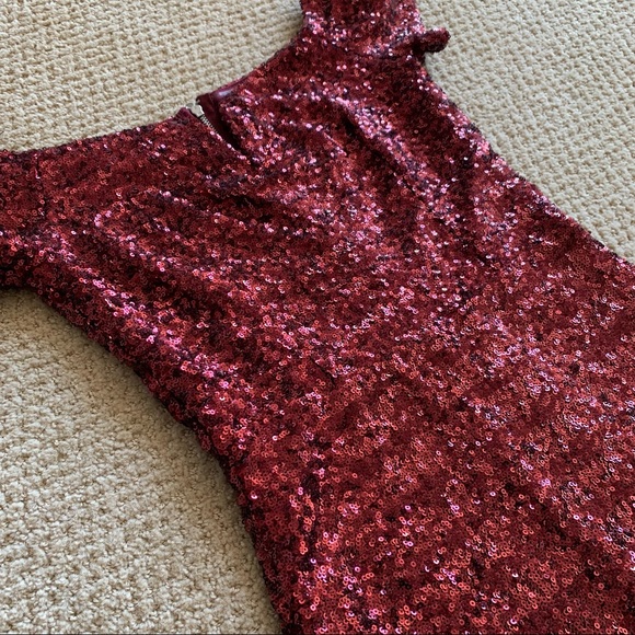ASOS TFNC Bardot Dress Sequin Burgundy - Picture 3 of 14